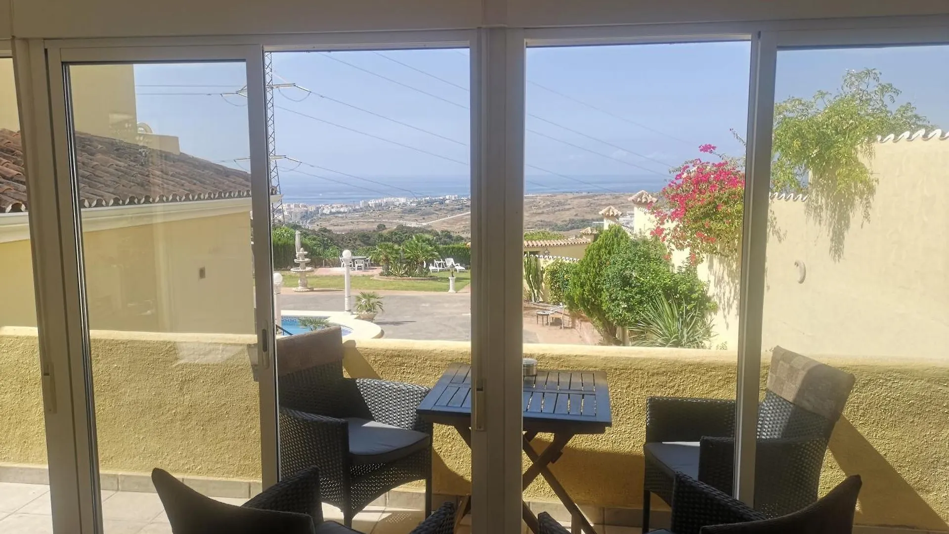 Roca Penthouse Apartment Estepona